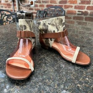 Patrizia Pepe Women's Camouflage Flat Leather Sandals Size 7 US